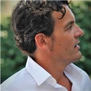 Laureato in Economia Aziendale con Master offre ripetizioni ed aiuto compiti